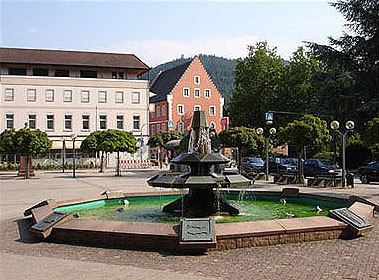 Wappenbrunnen.